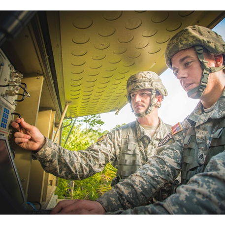 two american soldiers working on jnn